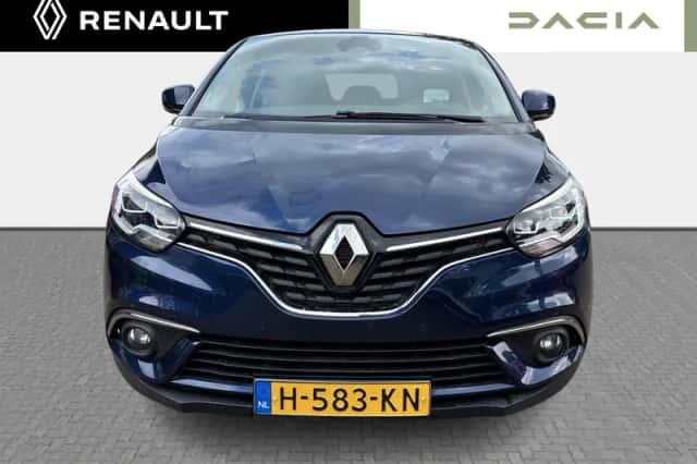 Renault Grand Scénic (2020) thumbnail 2