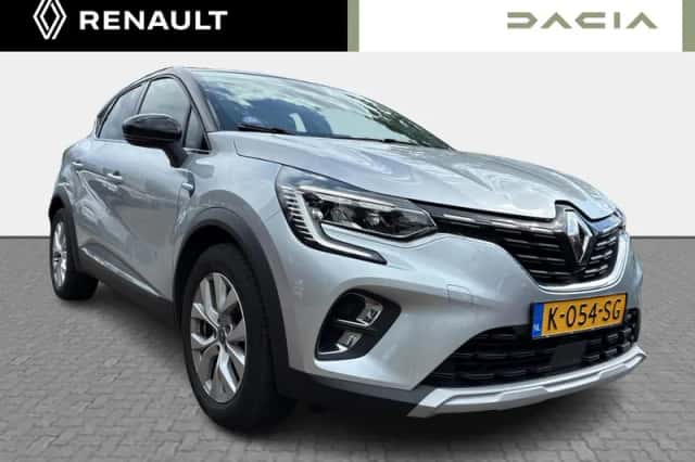 Renault Captur (2021) thumbnail 3