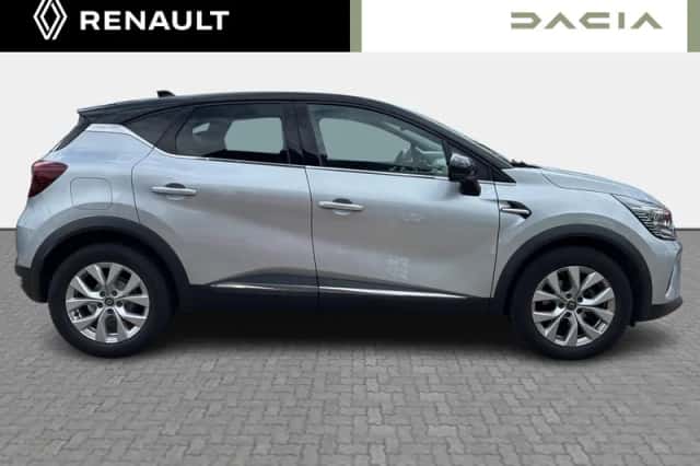 Renault Captur (2021) thumbnail 4