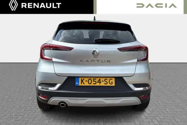 Renault Captur (2021) thumbnail 6