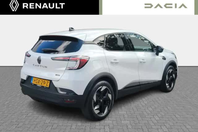 Renault Captur (2025) thumbnail 6