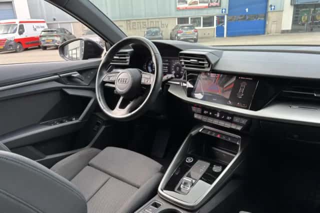 Audi A3 (2022) thumbnail 4