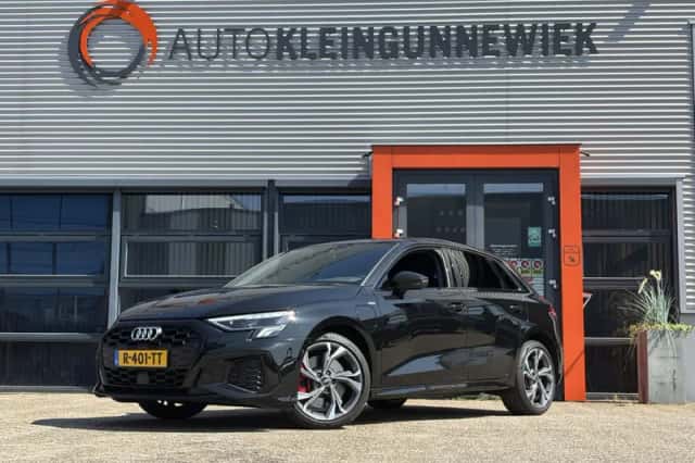 Audi A3 (2022) thumbnail 2