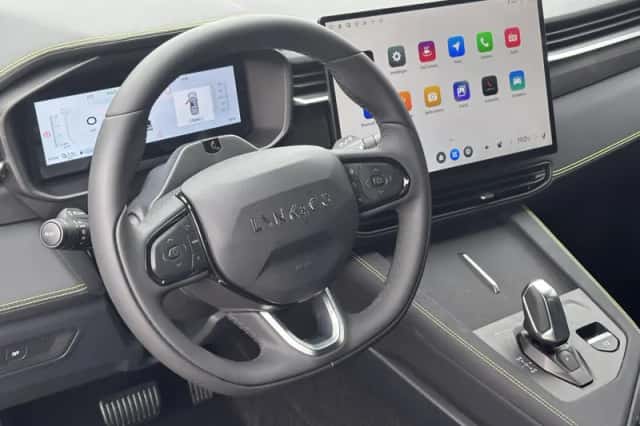 Lynk & Co 01 (2025) thumbnail 6