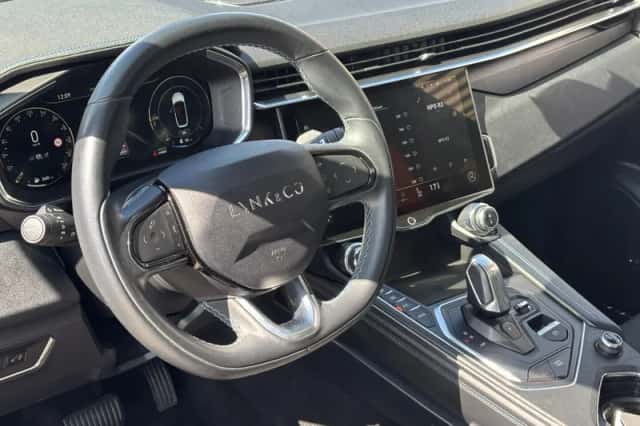 Lynk & Co 01 (2021) thumbnail 5