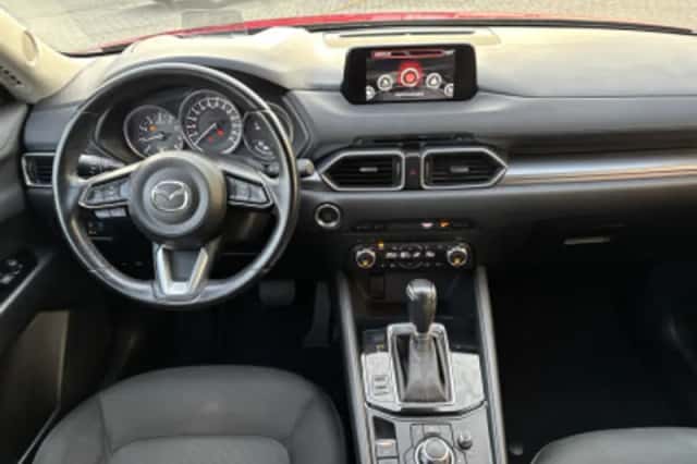 Mazda CX-5 (2019) thumbnail 2
