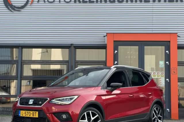 SEAT Arona (2021) thumbnail 1