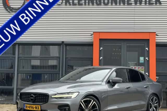 Volvo S60 (2020) thumbnail 1
