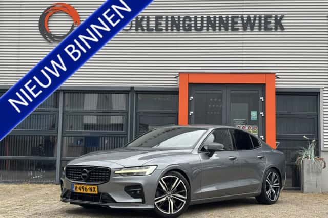 Volvo S60 (2020) thumbnail 2