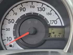 Toyota Aygo (2012) thumbnail 12