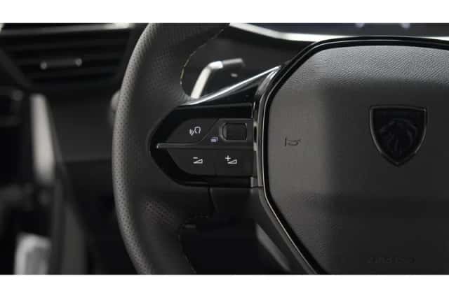 Peugeot 2008 (2024) thumbnail 33