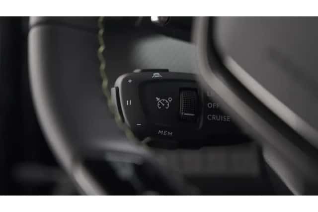 Peugeot 2008 (2024) thumbnail 39