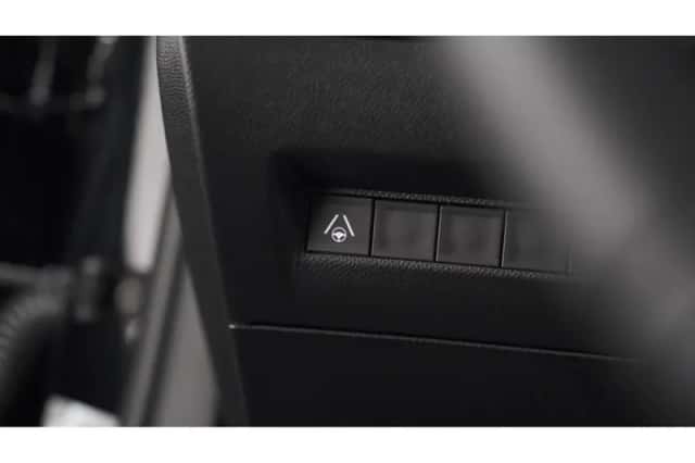 Peugeot 2008 (2024) thumbnail 40