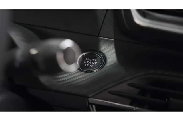 Peugeot 2008 (2024) thumbnail 41