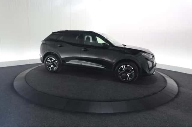 Peugeot 2008 (2024) thumbnail 8