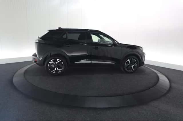 Peugeot 2008 (2024) thumbnail 9