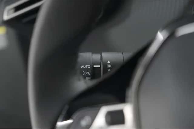 Peugeot 2008 (2024) thumbnail 34