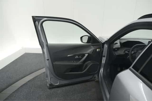 Peugeot 2008 (2024) thumbnail 61