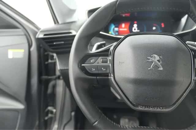 Peugeot 208 (2023) thumbnail 30