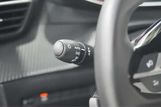 Peugeot 208 (2023) thumbnail 34