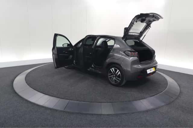 Peugeot 208 (2023) thumbnail 71