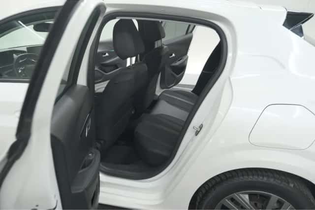 Peugeot 208 (2022) thumbnail 24