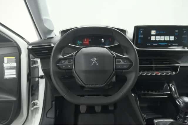 Peugeot 208 (2022) thumbnail 27