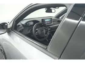 Peugeot 2008 (2024) thumbnail 2