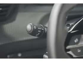 Peugeot 2008 (2024) thumbnail 36