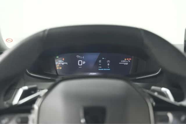 Peugeot 2008 (2024) thumbnail 40