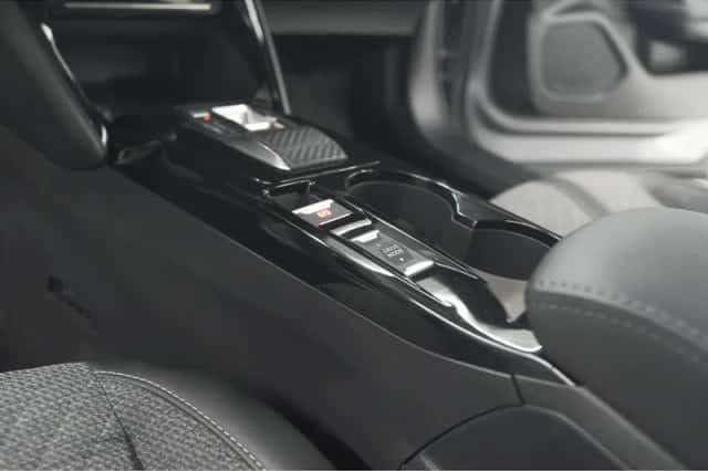 Peugeot 2008 (2024) thumbnail 42