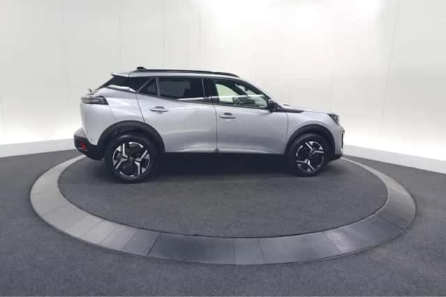 Peugeot 2008 (2024) thumbnail 9