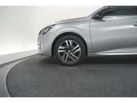 Peugeot 208 (2023) thumbnail 16