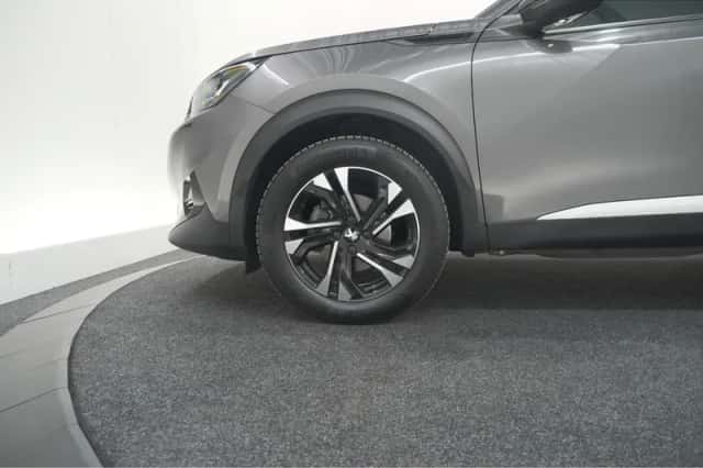 Peugeot 2008 (2021) thumbnail 16