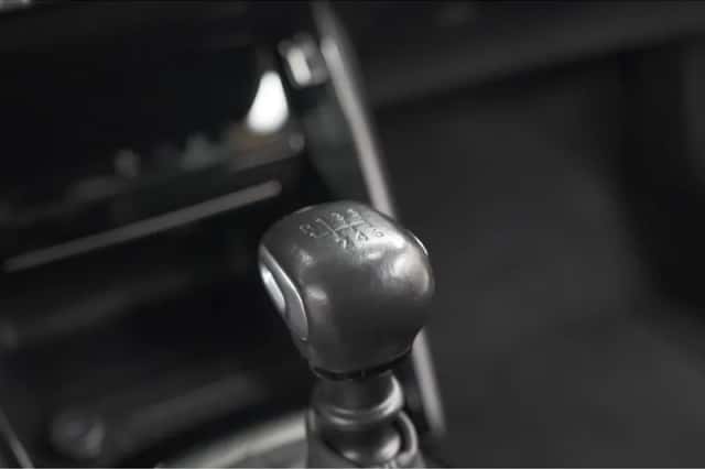 Peugeot 2008 (2021) thumbnail 32