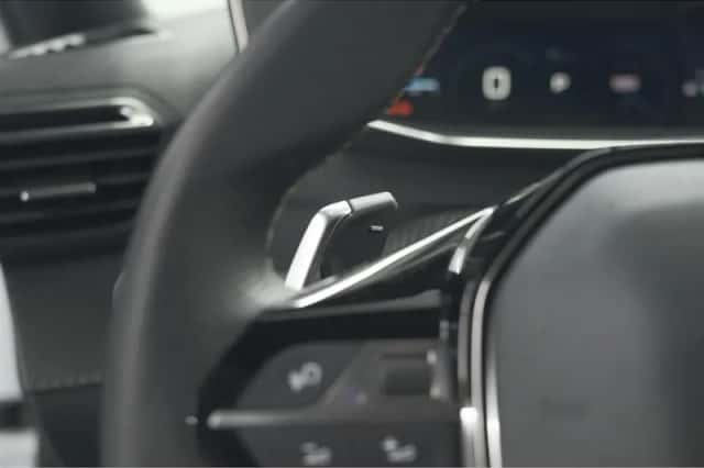 Peugeot 2008 (2024) thumbnail 36