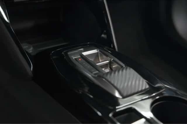 Peugeot 2008 (2024) thumbnail 44