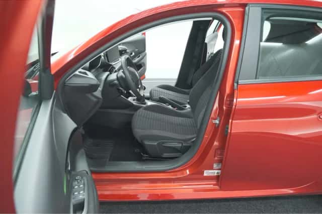 Peugeot 208 (2024) thumbnail 30