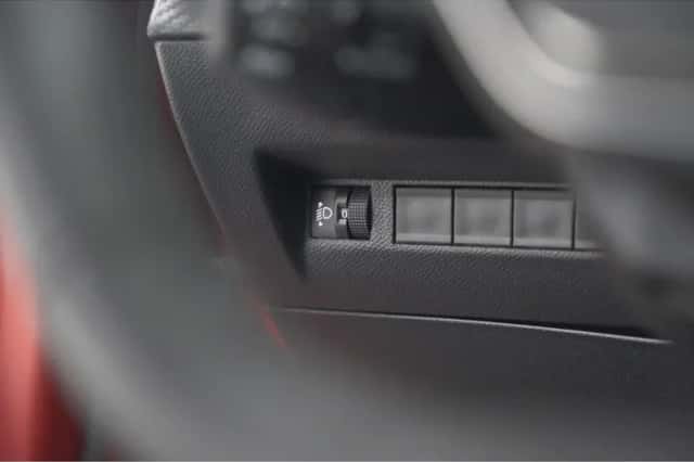 Peugeot 208 (2024) thumbnail 42