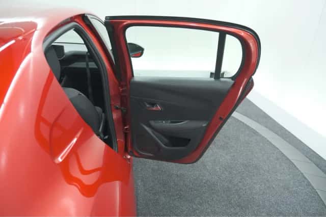 Peugeot 208 (2024) thumbnail 54
