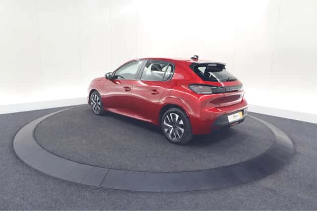 Peugeot 208 (2024) thumbnail 7