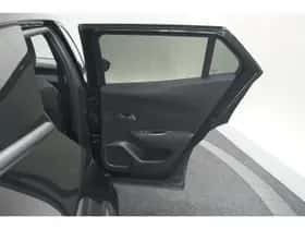 Peugeot 2008 (2023) thumbnail 60