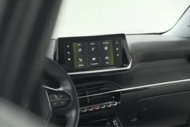 Peugeot 2008 (2020) thumbnail 45