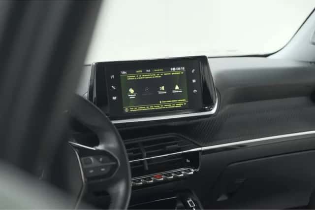 Peugeot 2008 (2020) thumbnail 47
