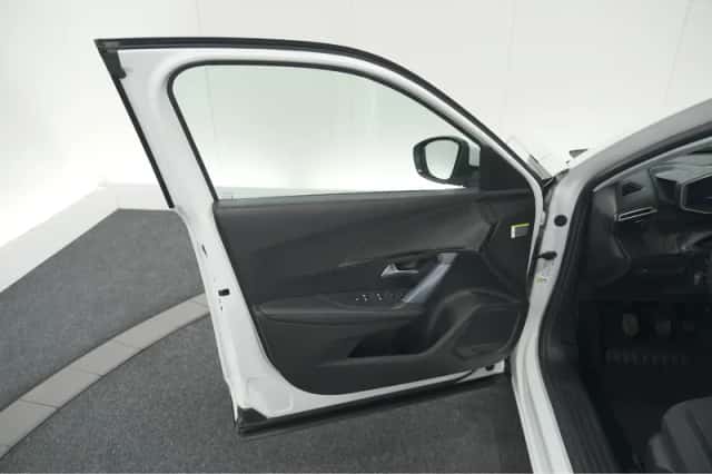 Peugeot 2008 (2020) thumbnail 61