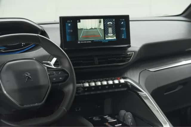 Peugeot 5008 (2023) thumbnail 14