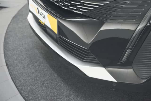 Peugeot 5008 (2023) thumbnail 17