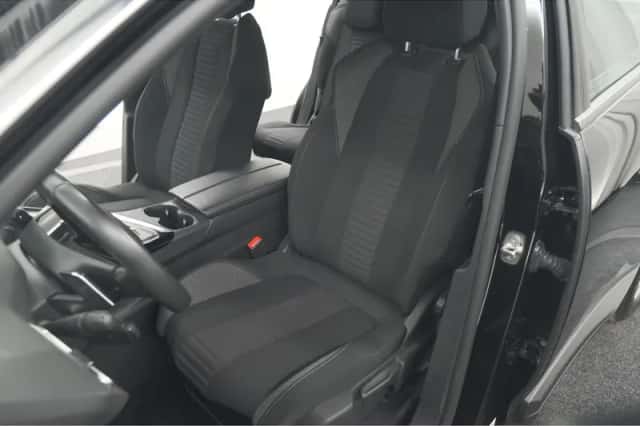 Peugeot 5008 (2023) thumbnail 27