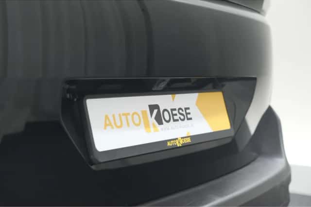 Peugeot 5008 (2023) thumbnail 4
