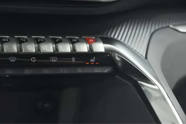 Peugeot 5008 (2023) thumbnail 47
